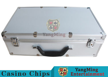 kaufen Chips Case With Security-Verschluss des Schürhaken-760pcs einfach zu Carry Casino Game Accessories Aluminum ringsum Chip Case With Handle Online-Herstellung