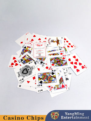 kaufen Internationales Kasino-Bienen-Schwarz-Hülsenpapier-Spielkarte-rotes blaues 144 Plattform-UVkennzeichen Online-Herstellung