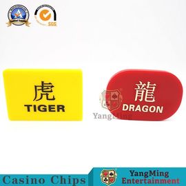 kaufen Drache-Tiger-Händler aller dauerhafte Bakkarat-Markierungs-Macaos spielender Block-Texas-Ausschnitt-in der Plastikdichtungs-Karte Online-Herstellung