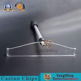 kaufen Roulettekessel-Spieltisch Chips Casino Game Accessories 2 - Abschnitt-Teleskop-Aluminiumschürhaken Chip Rake Online-Herstellung