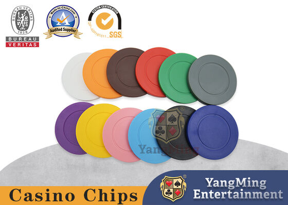 Einfarbiges rundes Plastikspiel Chips For Roulette Poker Tables